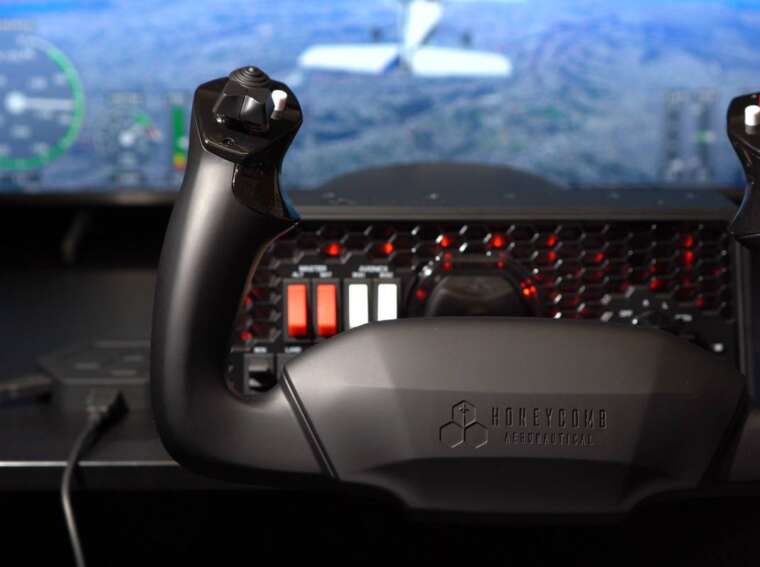 Controle de Voo Honeycomb Alpha XPC