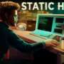 Static Hour: Em um Thriller de Notícias dos Anos 80, Suas Decisões Viram Manchete